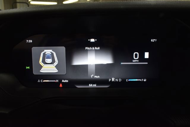 New 2026 Jeep Cherokee Overland w/ Trailer Tow Group image 14