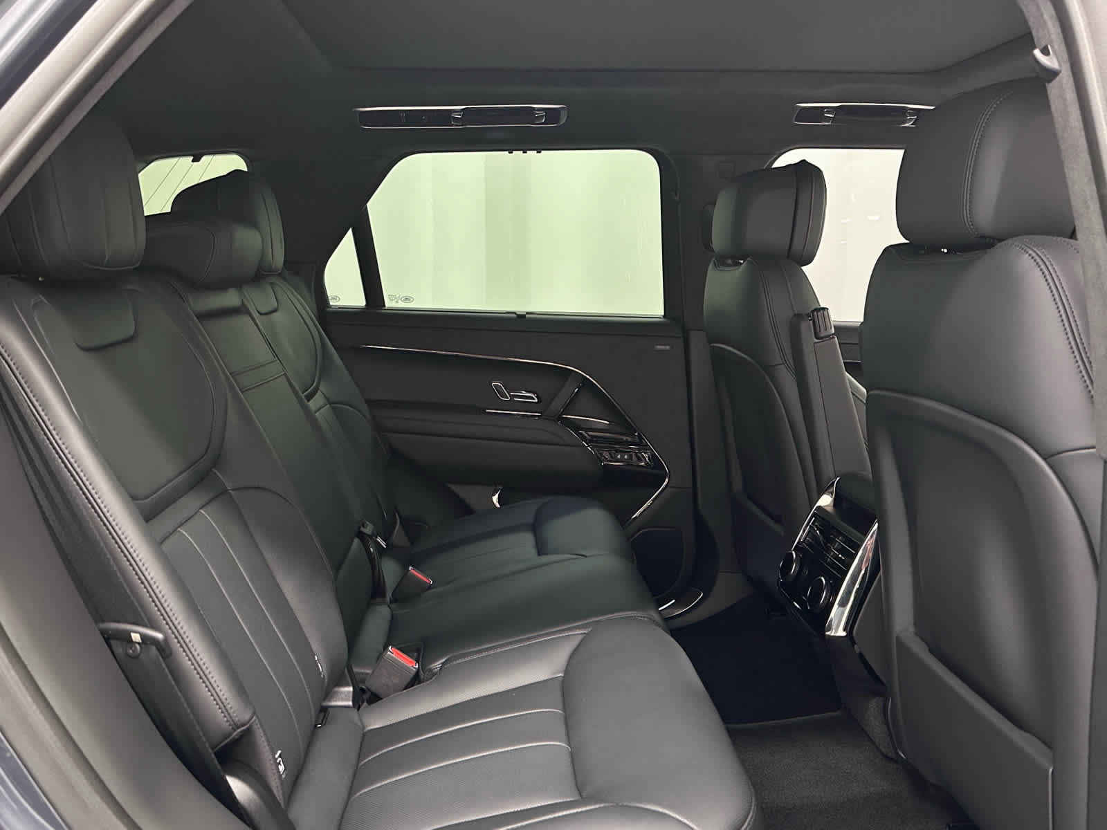 Used 2025 Land Rover Range Rover Sport Autobiography AWD/4WD image 20
