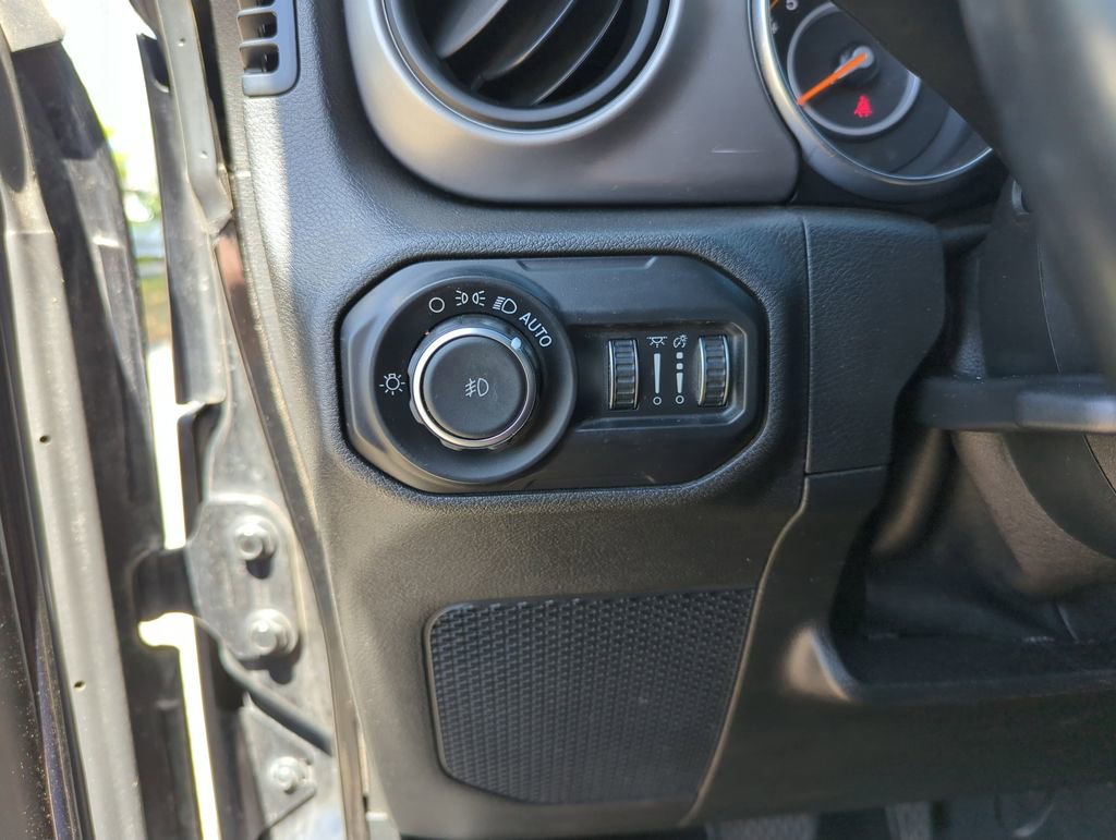 Used 2019 Jeep Wrangler Unlimited Sport S AWD/4WD image 20