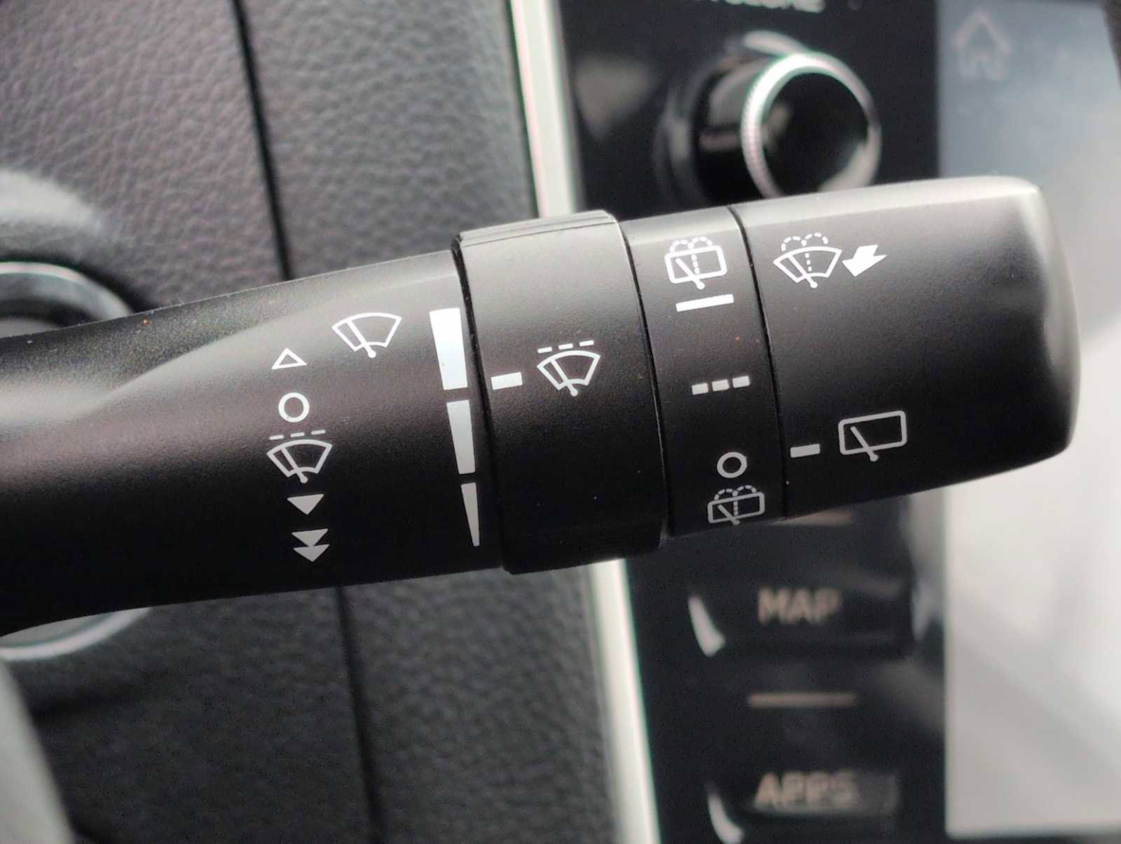 Used 2018 Subaru Outback 2.5i Limited image 25