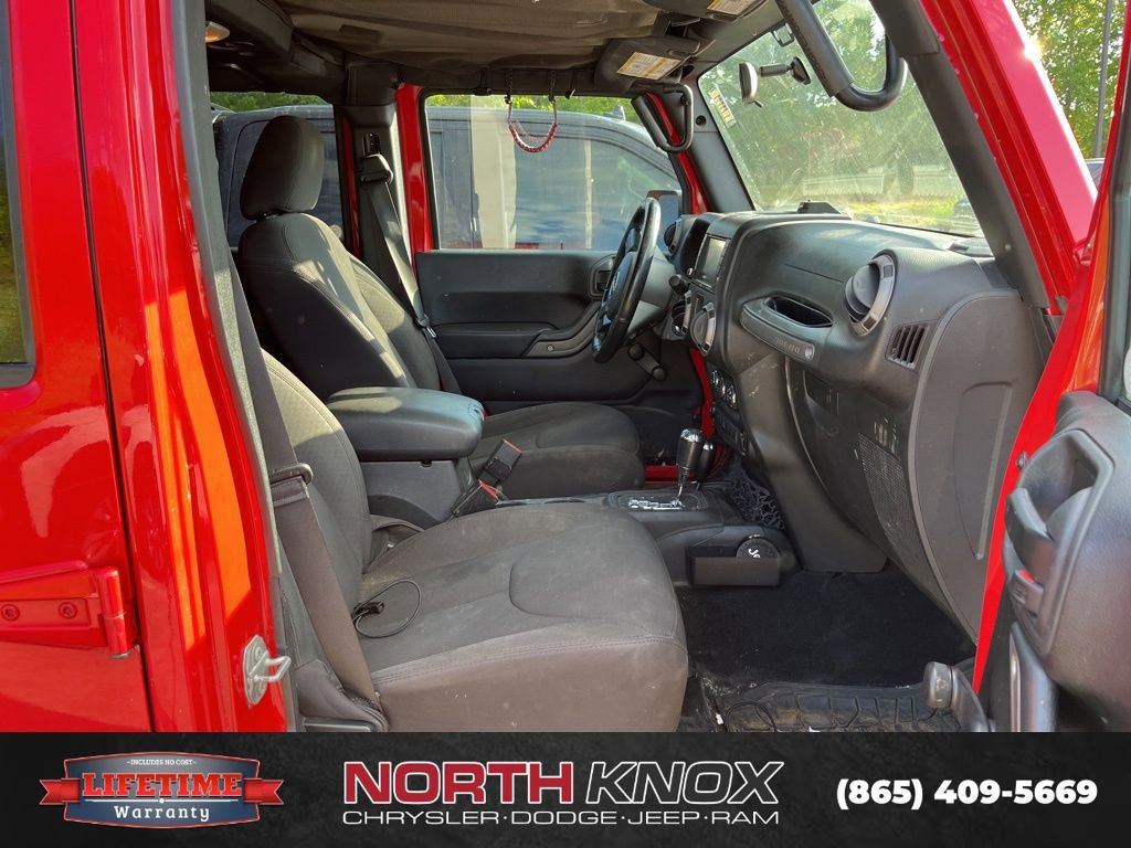 Used 2017 Jeep Wrangler Unlimited Sport w/ Connectivity Group image 10