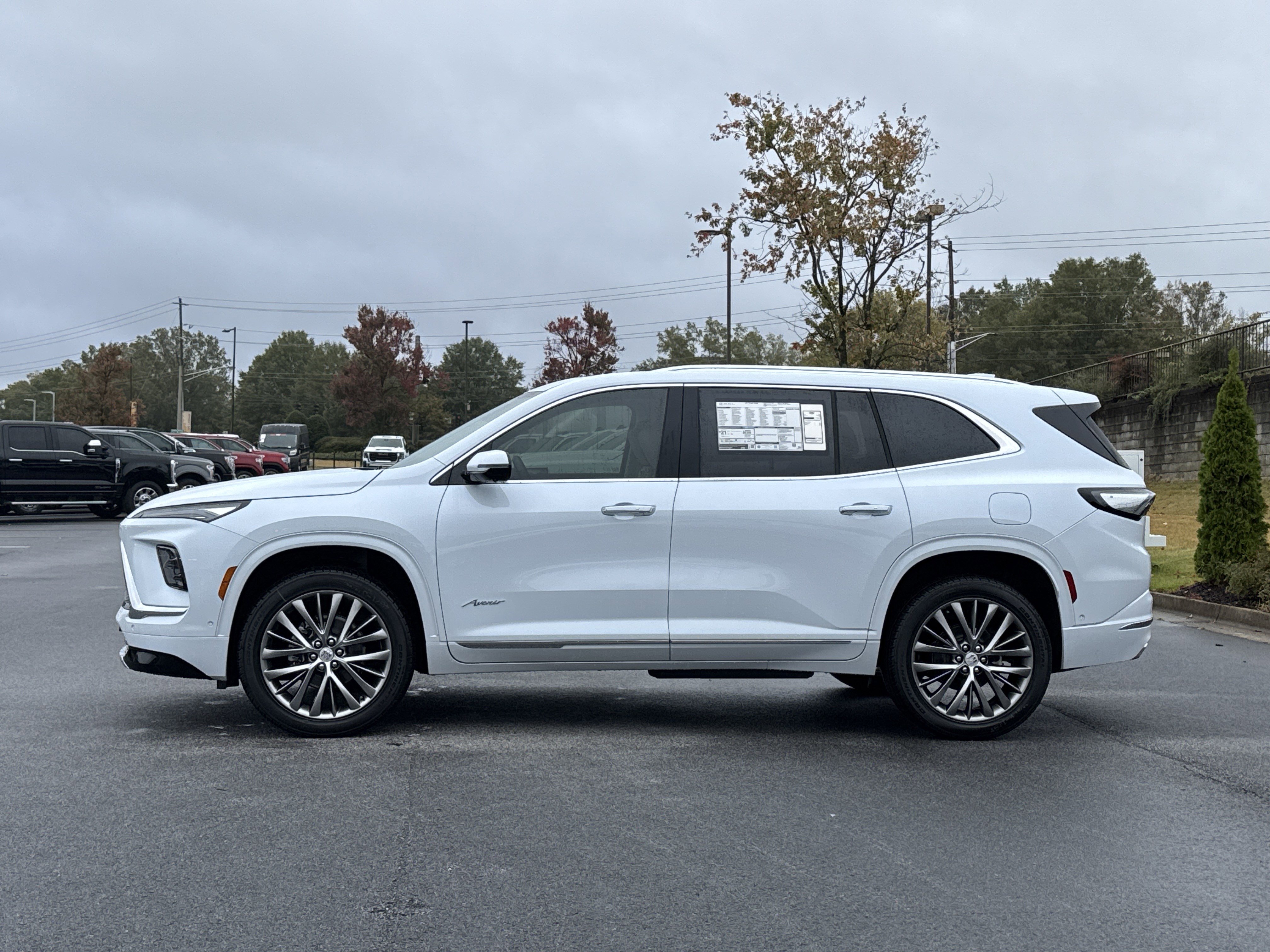 New 2026 Buick Enclave Avenir w/ Super Cruise Package image 7
