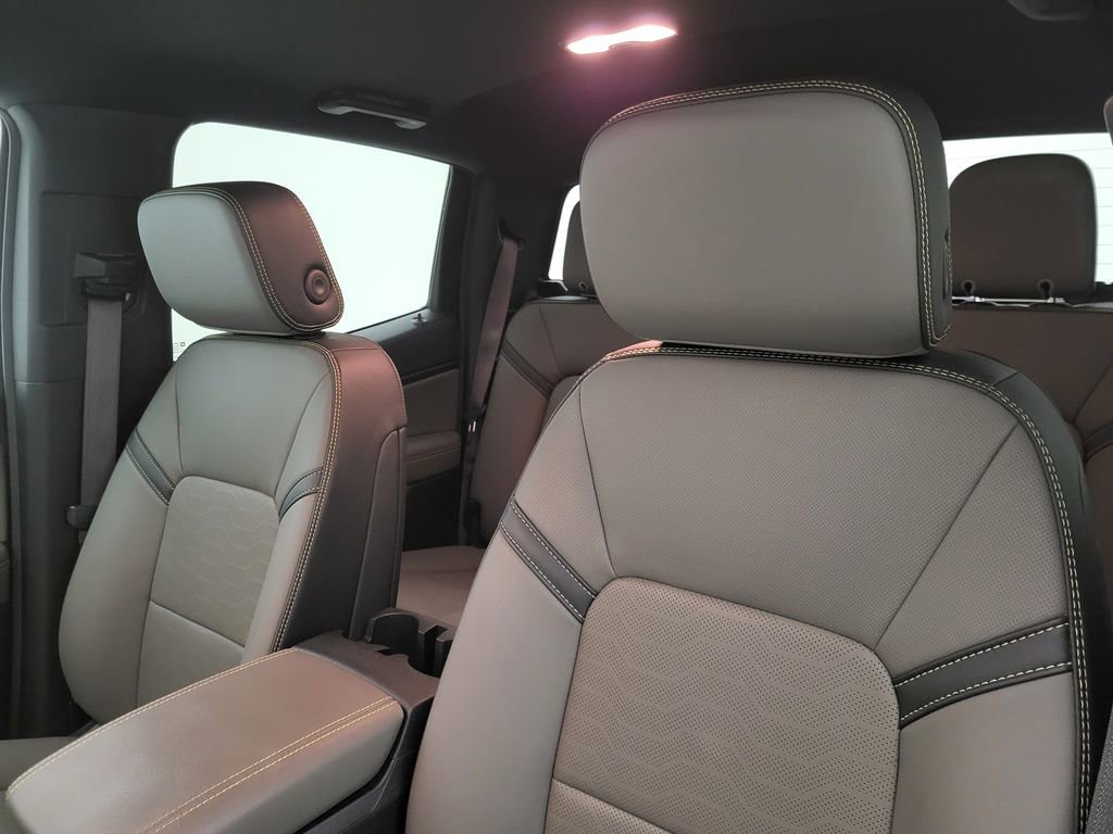 Certified 2025 Chevrolet Colorado ZR2 w/ Technology Package image 32