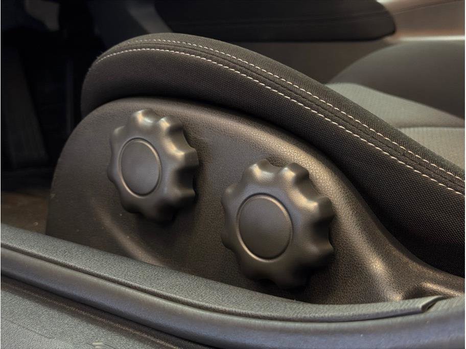 Used 2025 Nissan Z Sport w/ Floor Mat Package RWD image 24