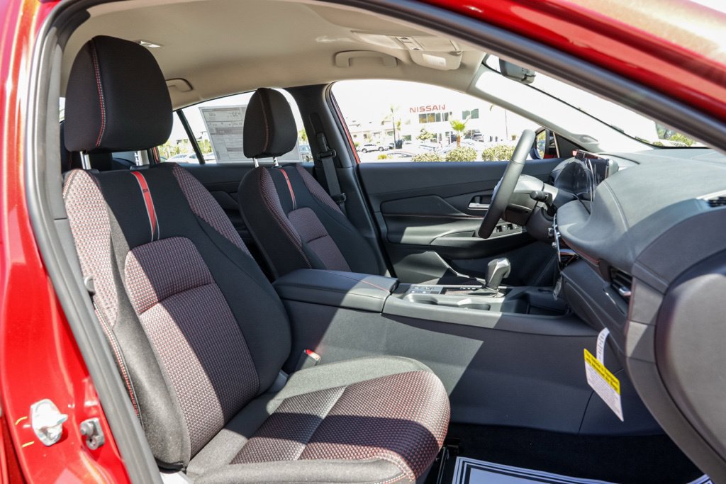 New 2027 Nissan Sentra SR FWD image 20