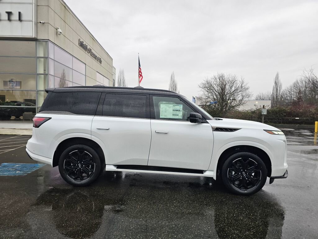 New 2026 INFINITI QX80 4WD image 8