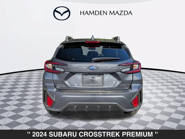 Used 2024 Subaru Crosstrek 2.0i Premium AWD/4WD image 4