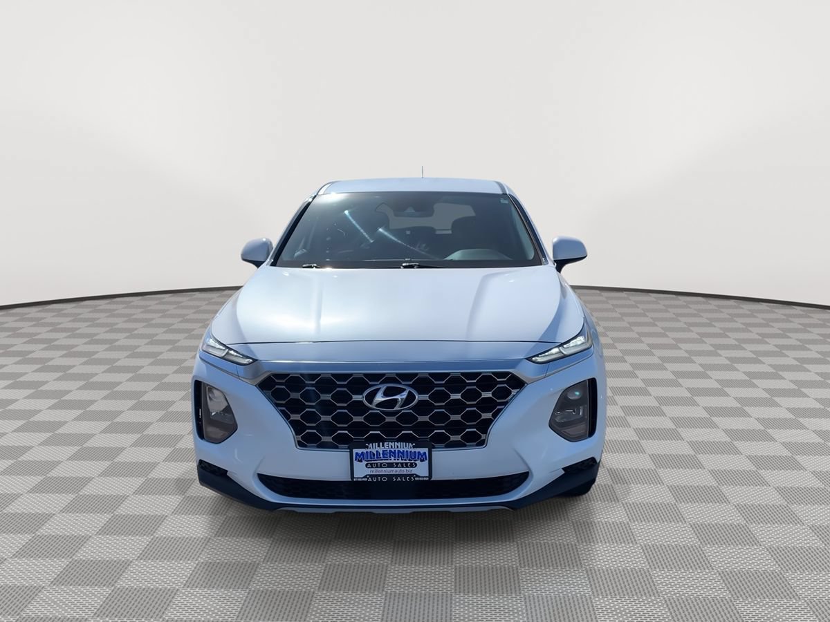 Used 2020 Hyundai Santa Fe SE AWD/4WD image 2