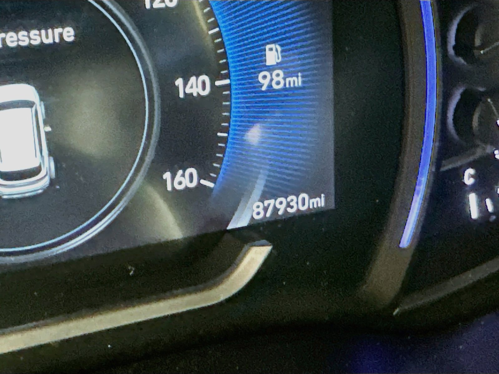 Used 2019 Hyundai Santa Fe Limited FWD image 12