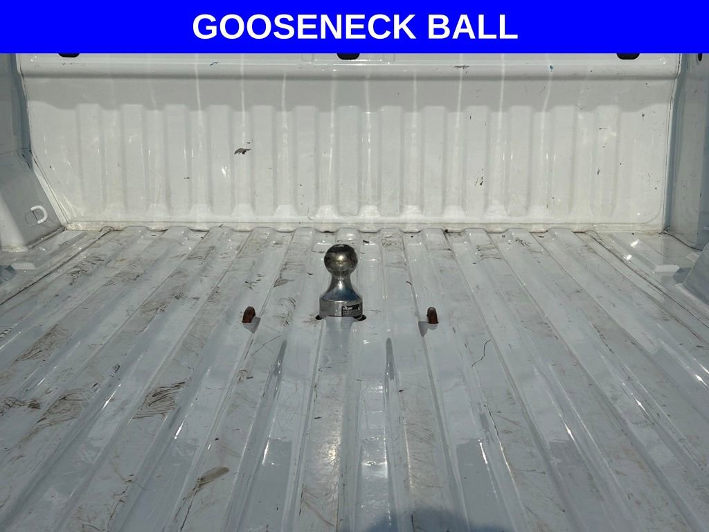 Used 2024 Chevrolet Silverado 3500 LT image 8