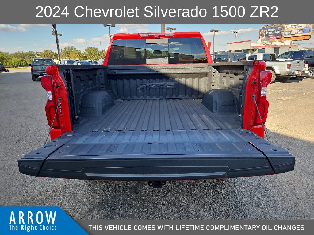 Used 2024 Chevrolet Silverado 1500 ZR2 w/ Technology Package AWD/4WD image 18