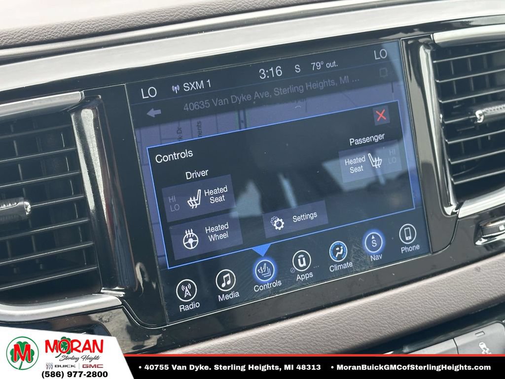 Used 2017 Chrysler Pacifica Touring-L Plus FWD image 26