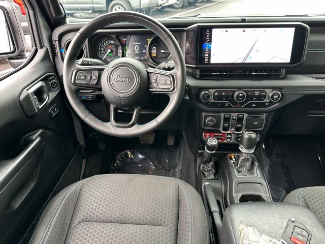 Used 2024 Jeep Wrangler Unlimited Rubicon 4xe w/ Technology Group AWD/4WD image 33