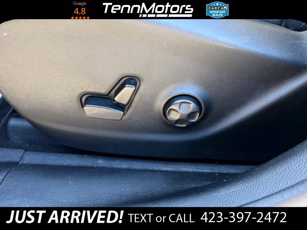 Used 2019 Jeep Cherokee Trailhawk AWD/4WD image 11