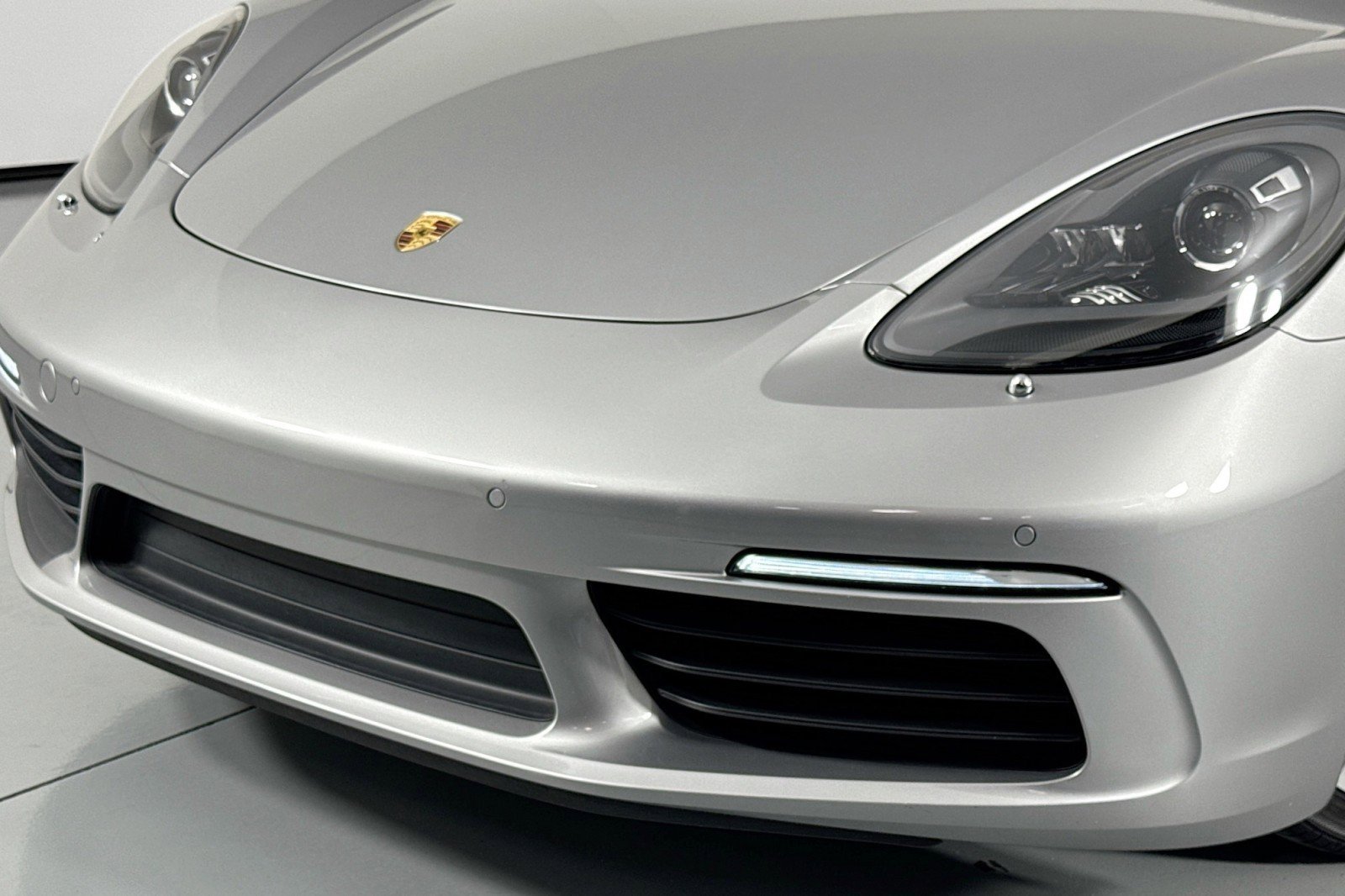 Used 2021 Porsche 718 Cayman image 10