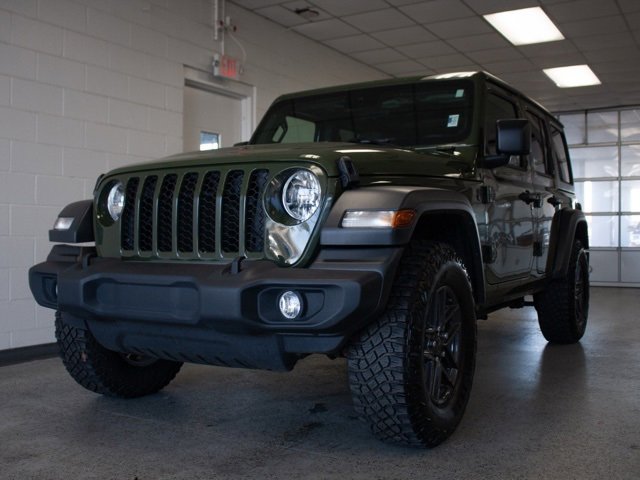 Certified 2024 Jeep Wrangler Sport S image 18