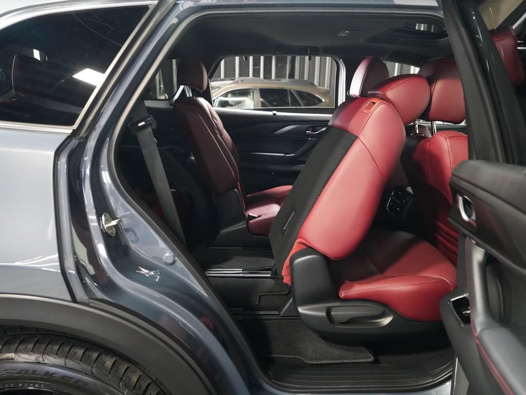 Used 2023 MAZDA CX-9 Carbon Edition AWD/4WD image 35