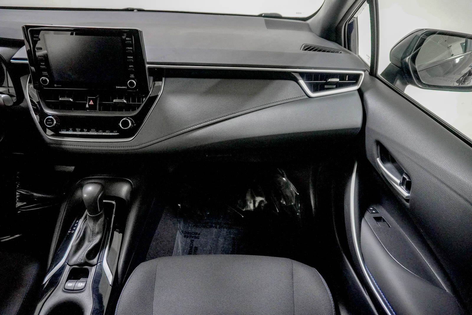 Used 2022 Toyota Corolla SE image 28