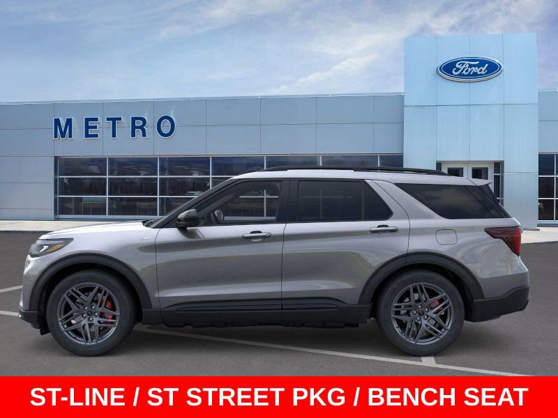 New 2026 Ford Explorer ST-Line w/ ST-Line Street Pack image 4