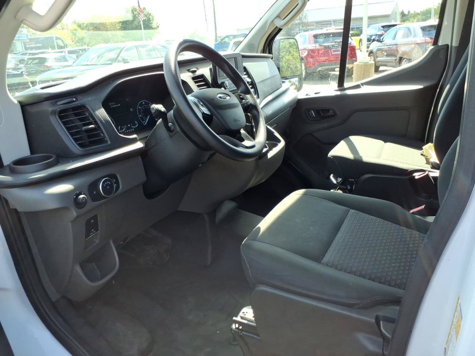 Used 2025 Ford Transit 250 Low Roof w/ Exterior Upgrade Package RWD image 14