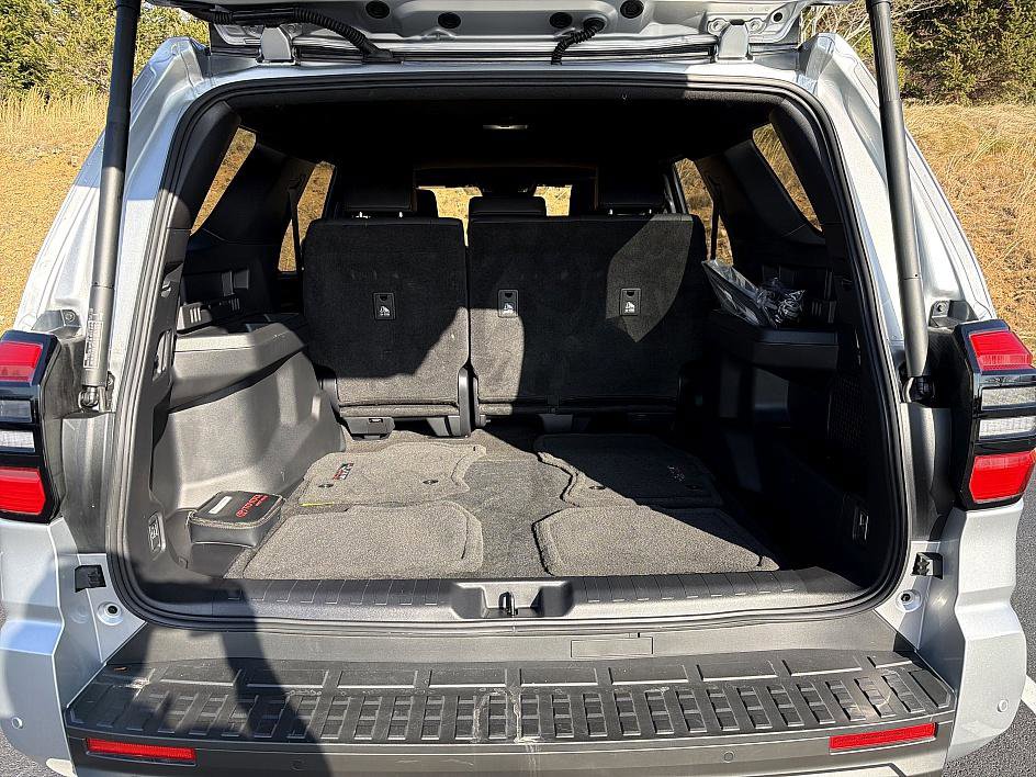 Used 2025 Toyota 4Runner TRD Off-Road Premium image 22