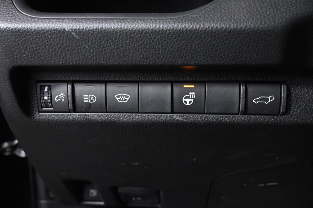 Used 2023 Toyota RAV4 XLE Premium AWD/4WD image 24