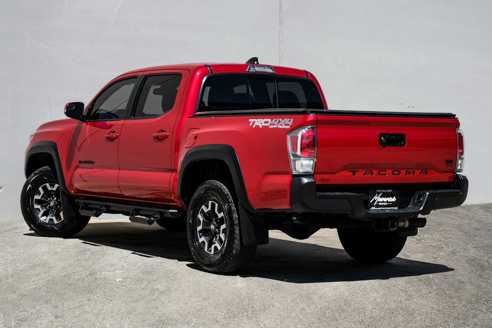 Used 2021 Toyota Tacoma TRD Off-Road AWD/4WD image 10