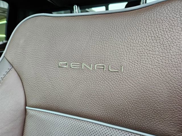 Used 2024 GMC Sierra 1500 Denali AWD/4WD image 28