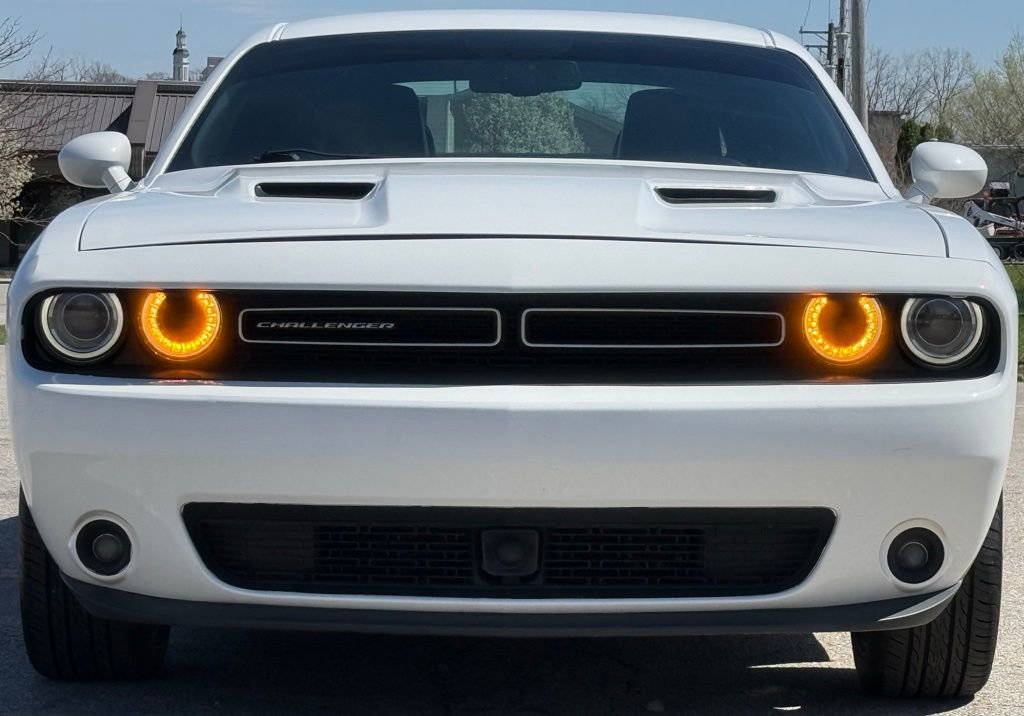 Used 2018 Dodge Challenger SXT Plus RWD image 8