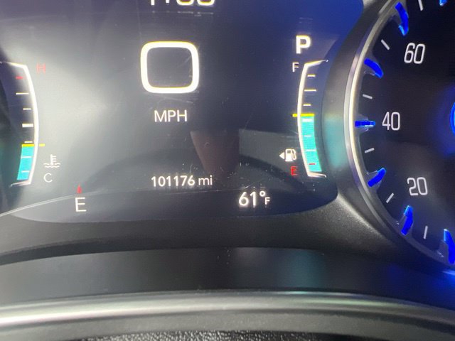 Used 2018 Chrysler Pacifica Touring-L Plus w/ S Appearance Package FWD image 12