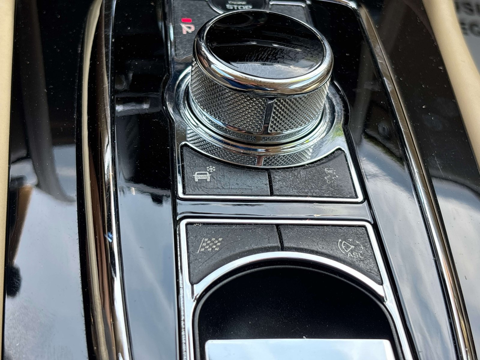 Used 2012 Jaguar XK Coupe RWD image 20