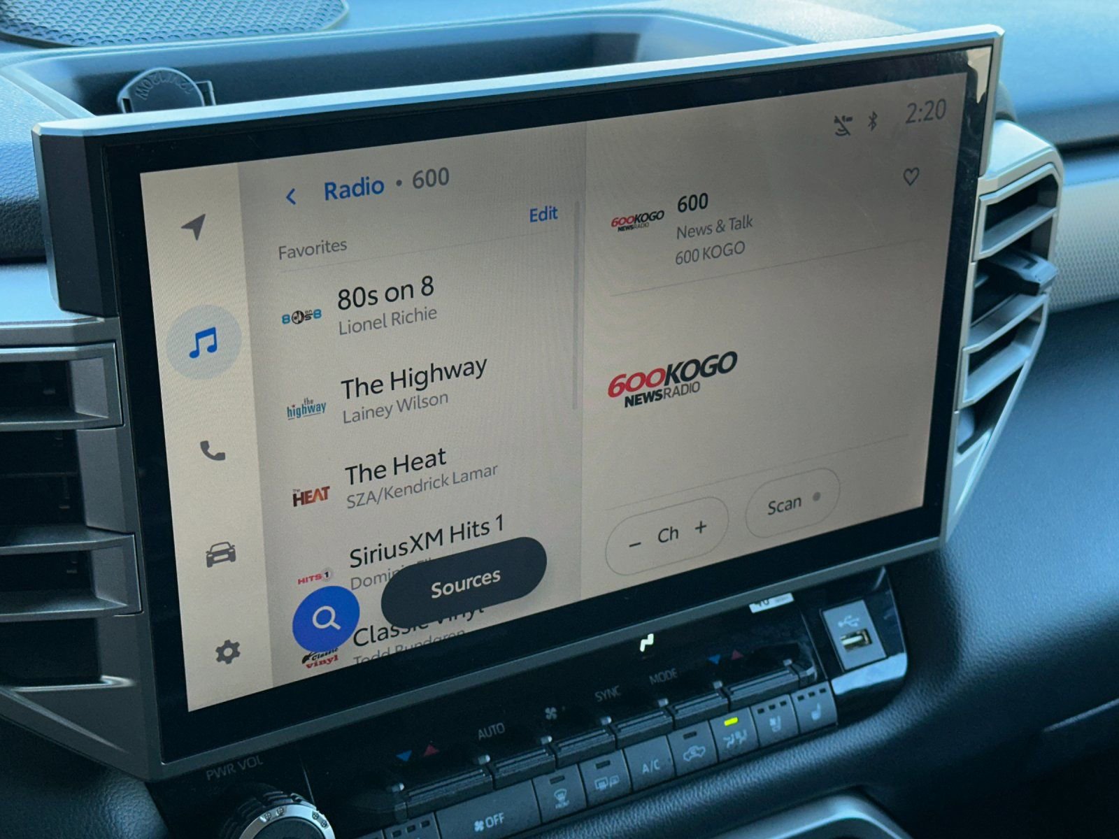 Used 2025 Toyota Tundra Limited RWD image 23