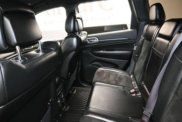 Used 2021 Jeep Grand Cherokee Laredo AWD/4WD image 22