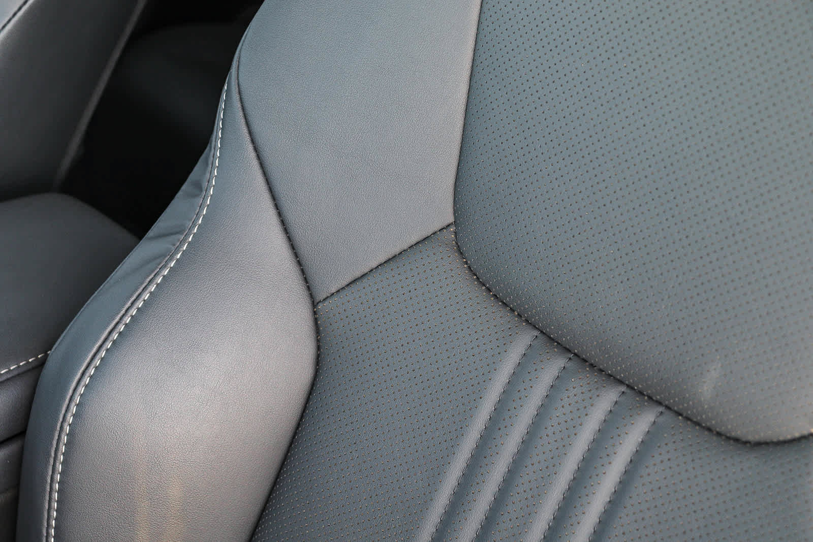 Certified 2025 Lexus NX 250 FWD w/ Premium Package image 26