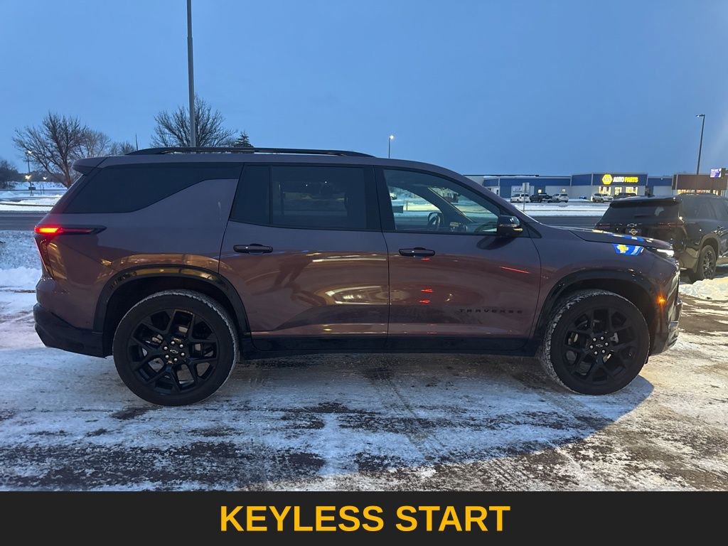 Used 2025 Chevrolet Traverse RS w/ LPO, Floor Liner Package image 8