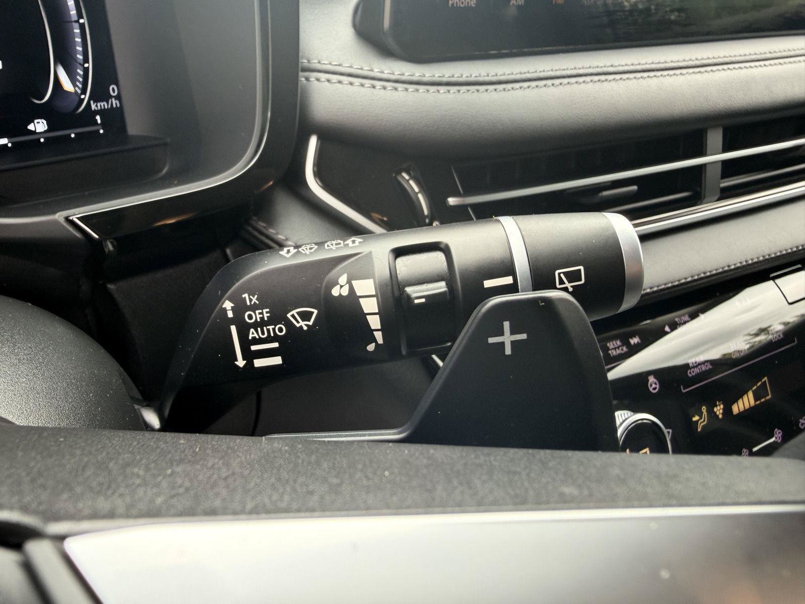 Used 2025 INFINITI QX60 Sensory w/ Vision Package AWD/4WD image 18