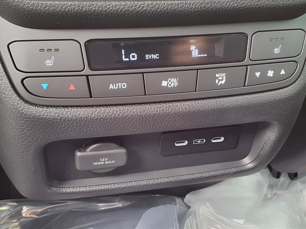 New 2026 Honda Ridgeline Black Edition image 12