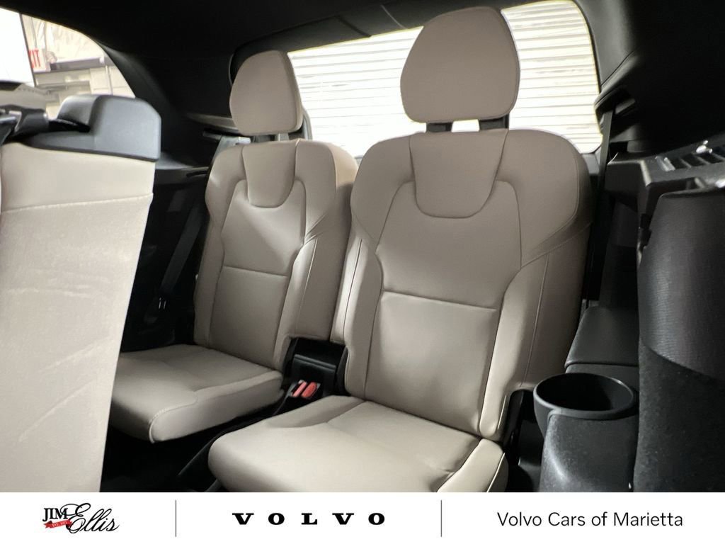 New 2026 Volvo XC90 B5 Plus w/ Protection Package image 24