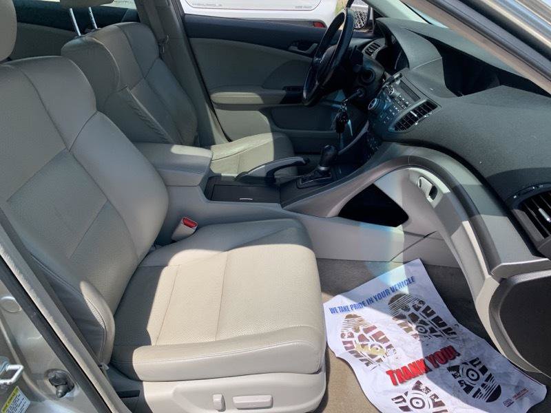 Used 2009 Acura TSX w/ Technology Package FWD image 8