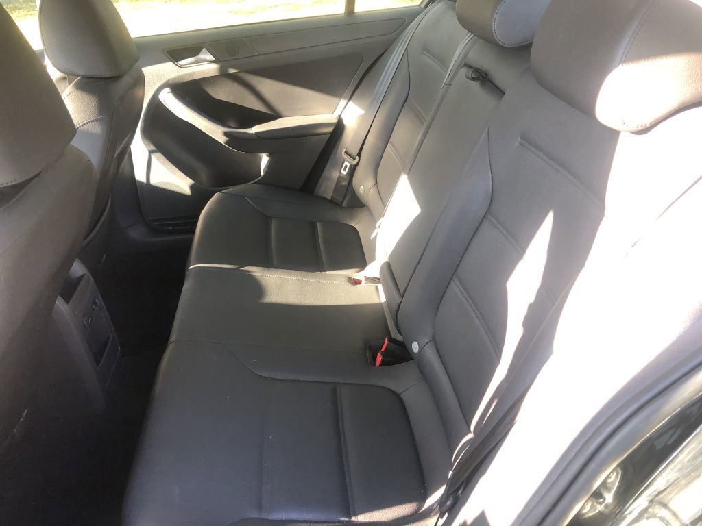 Used 2012 Volkswagen Jetta SE image 26