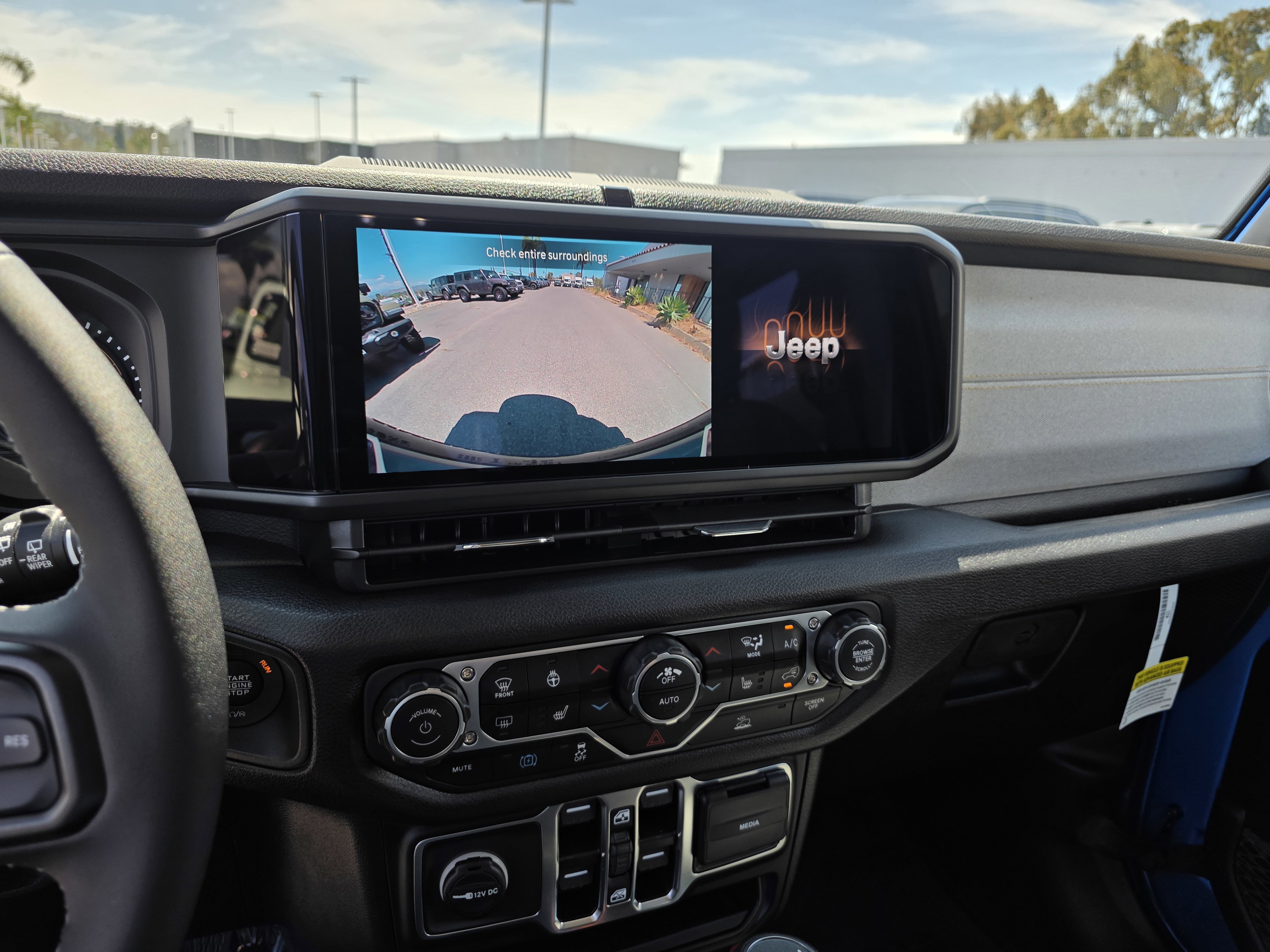 New 2025 Jeep Wrangler Sport S w/ Convenience Group AWD/4WD image 15