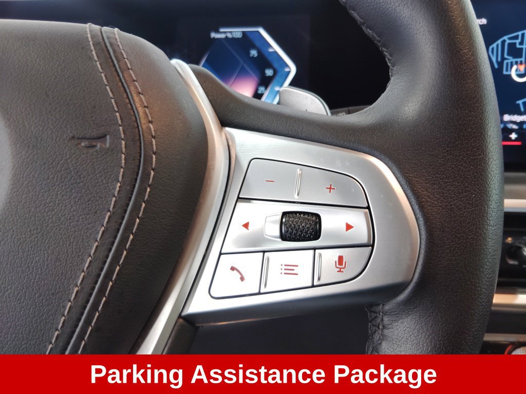 Used 2023 BMW X7 xDrive40i w/ Premium Package AWD/4WD image 14