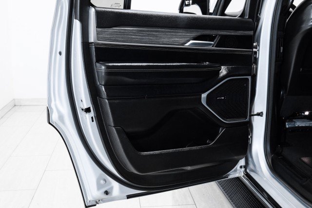 Used 2024 Jeep Wagoneer Series II image 52