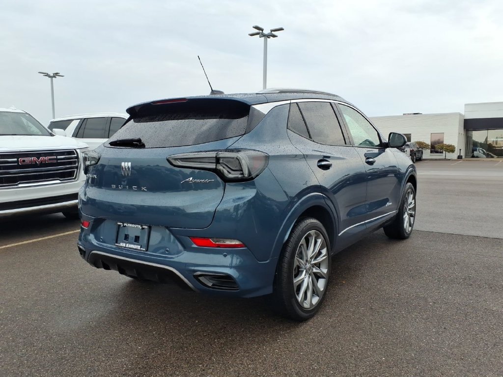 Used 2024 Buick Encore GX Avenir w/ Avenir Convenience Package AWD/4WD image 4