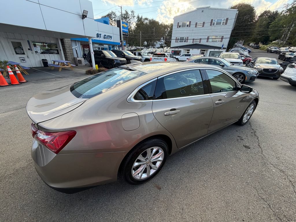 Used 2022 Chevrolet Malibu LT FWD image 6