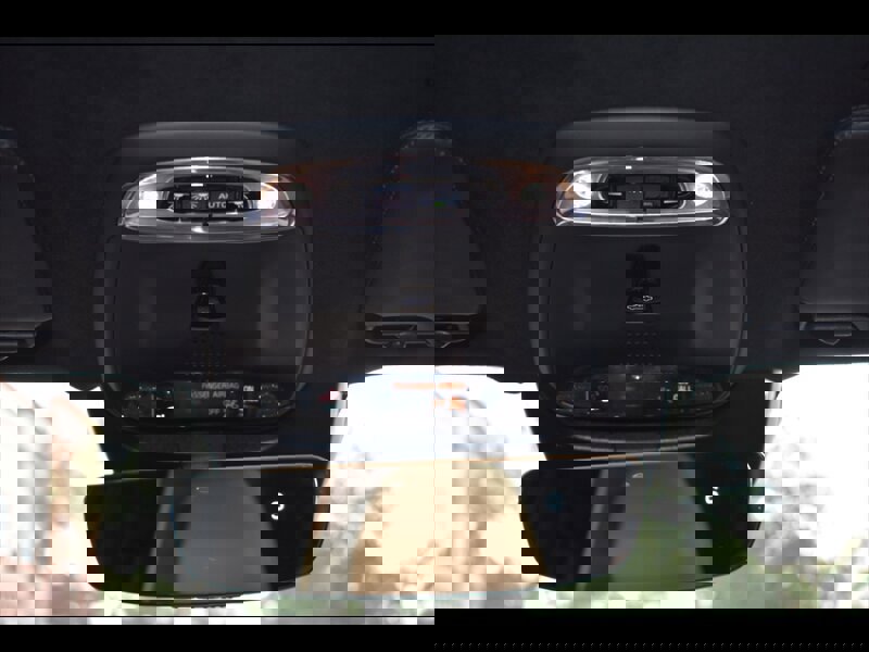 Used 2017 Volvo XC90 T8 Inscription w/ Luxury Package image 32