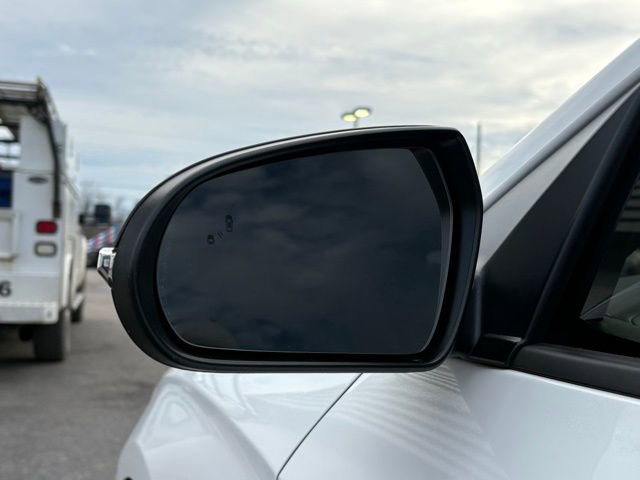 Used 2021 Hyundai Veloster N image 13