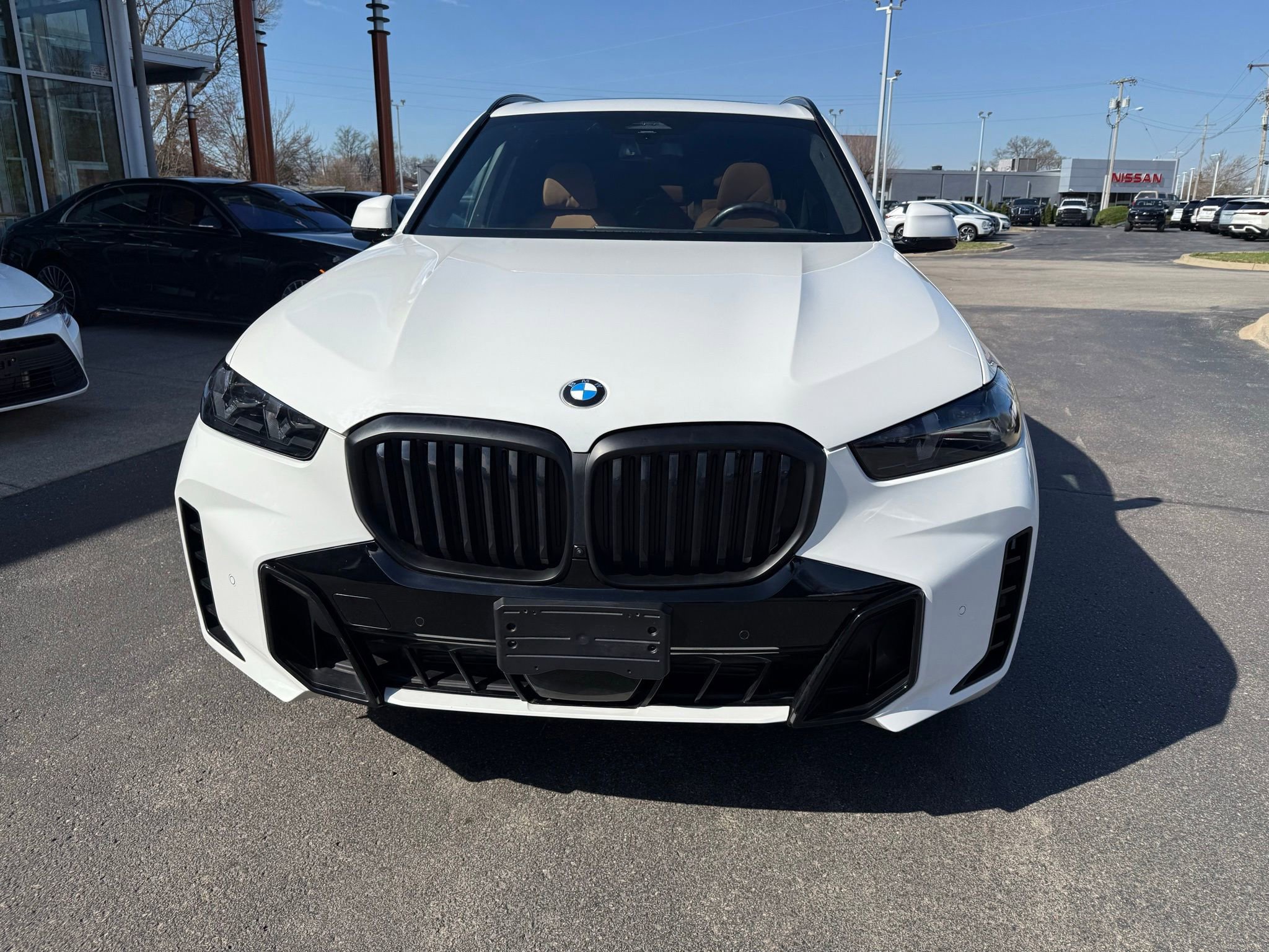 Used 2024 BMW X5 xDrive40i w/ Executive Package image 5