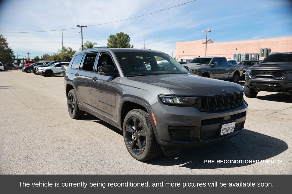 Used 2022 Jeep Grand Cherokee L Laredo image 8