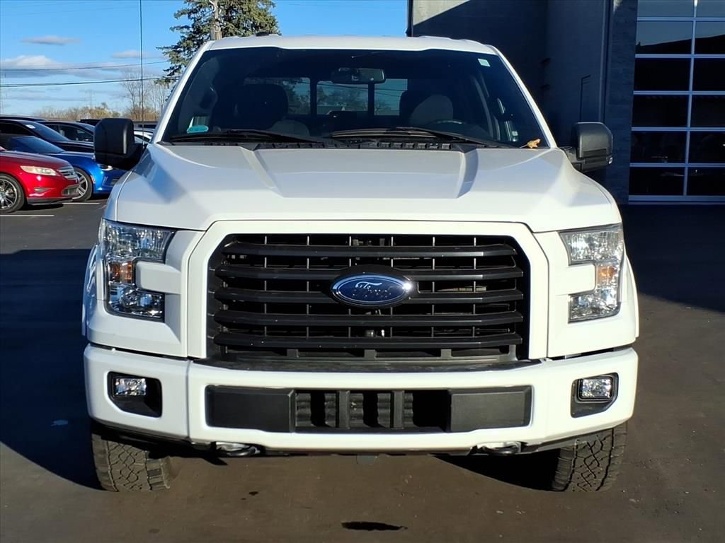 Used 2017 Ford F150 XLT w/ Equipment Group 302A Luxury image 8